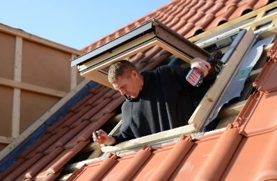 Pose de fenêtres de toit Velux à Geney